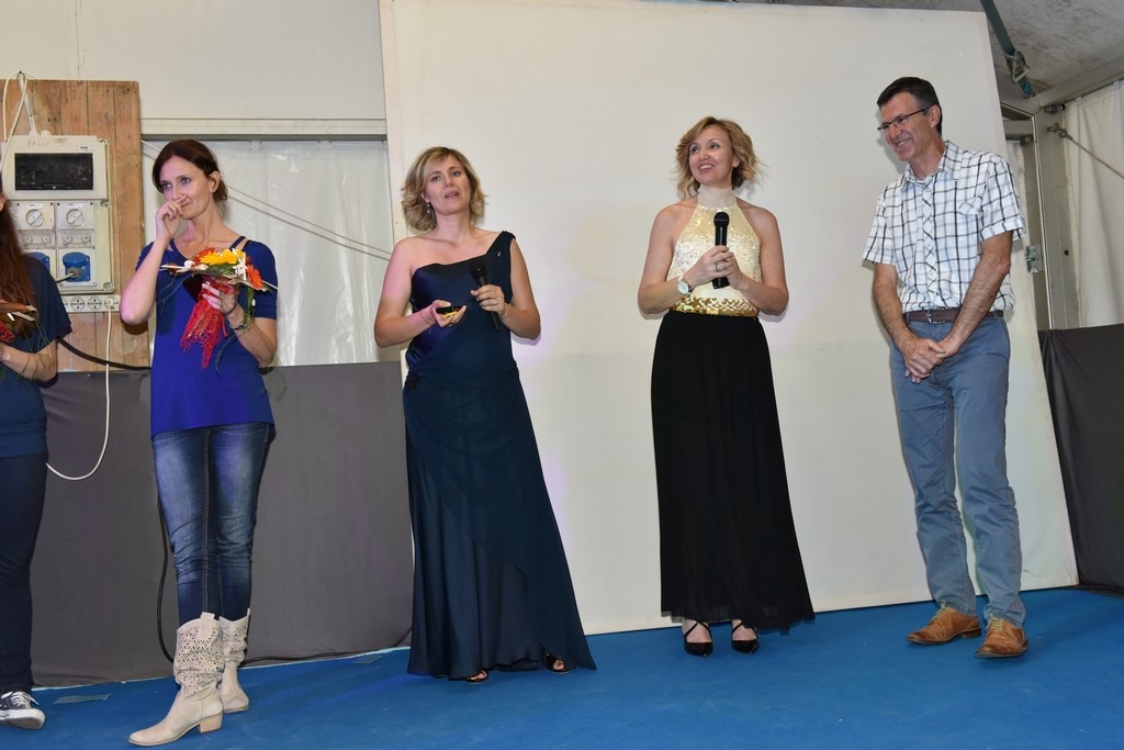 Claudia Pedretti, Tiziana Manenti, Emanuela Sdraulig e il vice sindaco Diego Rota