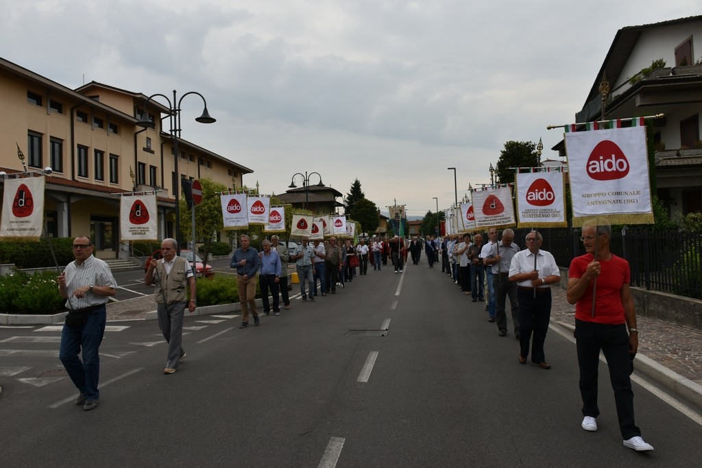 2015.06.14 40° Aido Grassobbio - Via Amerigo Vespucci presso Municipio - omaggio degli Alfieri