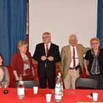 2015.06.14 - 40° Aido Grassobbio - Via Papa Giovanni XXIII  -  Sala della Comunità - omaggio del Pres. Aido Grassobbio Everardo Cividini al cav. Leonida Pozzi e moglie Lina Bonzani